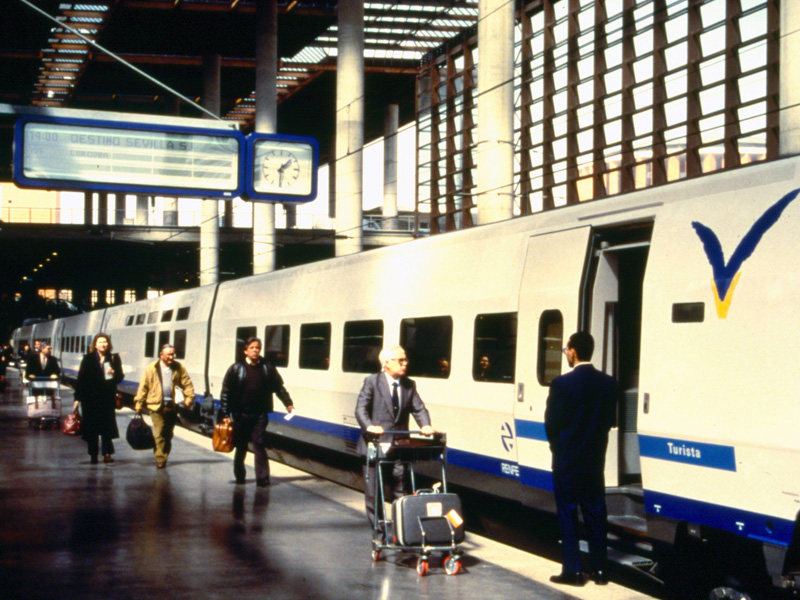 12 hitos del ferrocarril espaol