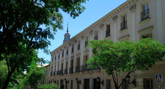 Fachada Palacio Fernán Núñez