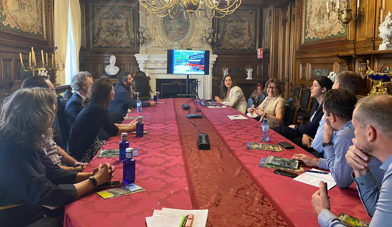 La Fundacin acoge la visita de expertos internacionales en movilidad sostenible y turismo