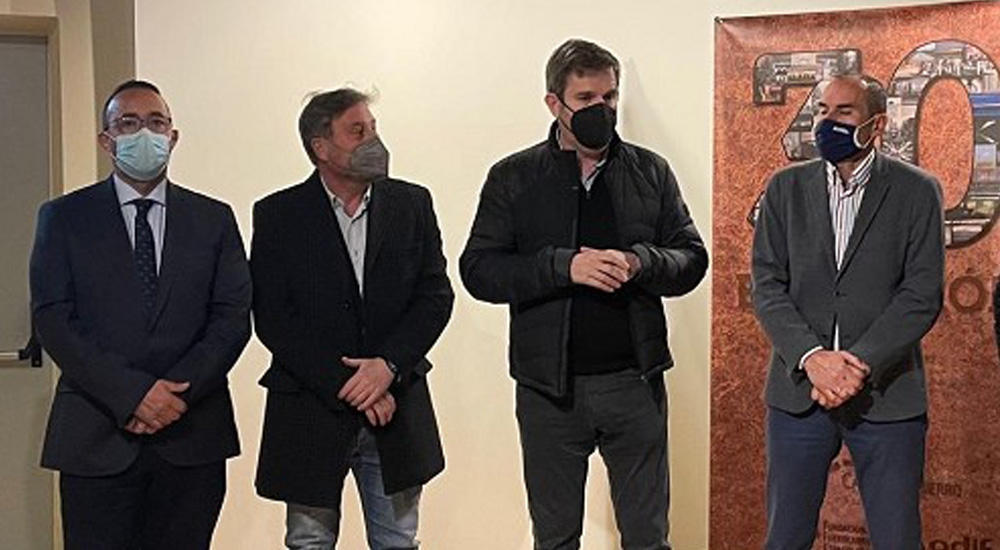 La exposición ‘Caminos de Hierro’ se puede visitar en el Ayuntamiento de Alcañiz La exposición ‘Caminos de Hierro’ se puede visitar en el Ayuntamiento de Alcañiz