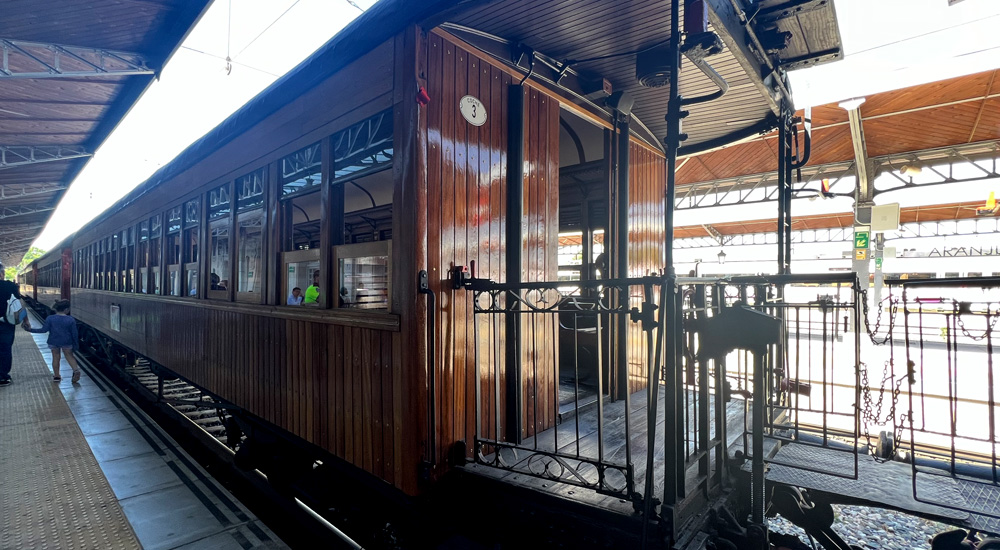 El Tren de la Fresa celebra sus 40 aos con un tren conmemorativo 
