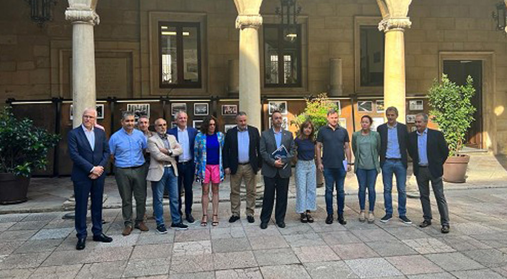 La exposicin itinerante del concurso fotogrfico Caminos de Hierro llega al Palacio de los Guzmanes de Len