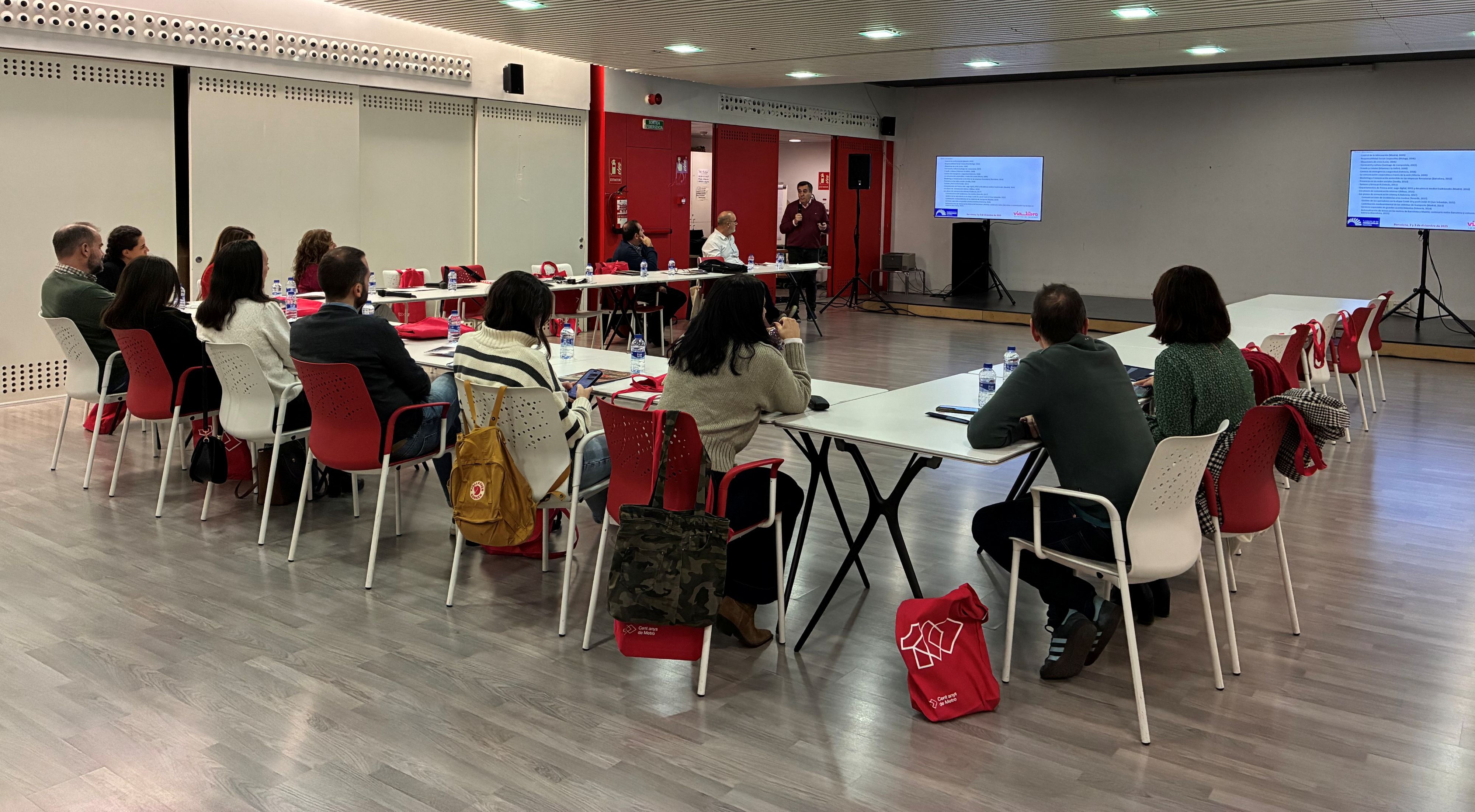 Impulso a la colaboracin entre comunicadores y comunicadoras ferroviarias