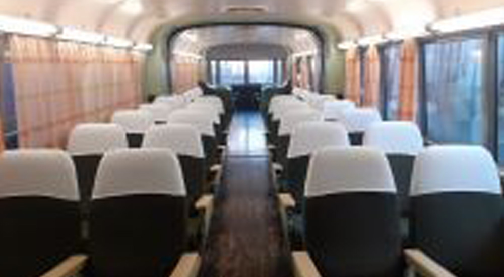 Restauradas las butacas del Talgo II 'Virgen de Arnzazu' del Museo del Ferrocarril de Madrid