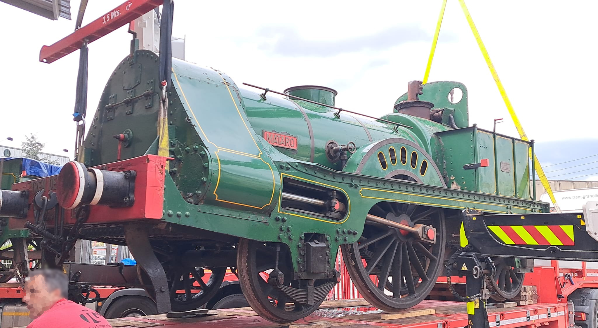 La locomotora ‘Mataró’ pasa por el taller para su restauración La locomotora ‘Mataró’ pasa por el taller para su restauración