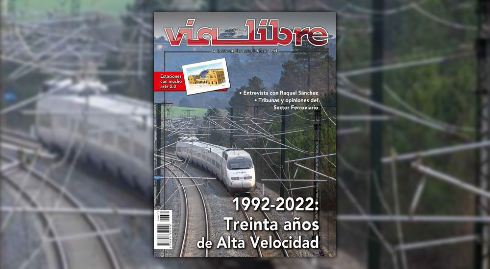 Treinta aos de la Red de Alta Velocidad, en la portada del Va Libre de abril
